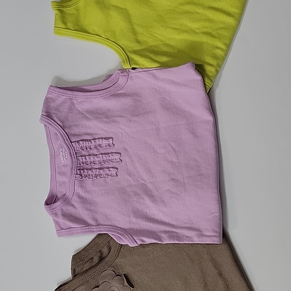 Carter's Set of 3 Onesie's - Picture 3 of 5